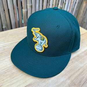 New Era OAKLAND A's Fitted Baseball Hat Kids Size 6-3/4